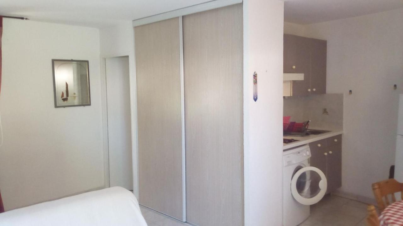 Studio De 27 M² + 70 M² De Jardin A 100 M Des Plages Кавалер-сюр-Мер Екстер'єр фото